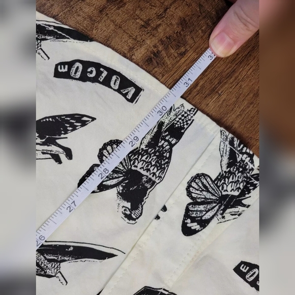 Volcom parrot short sleeve button down shirt - Picture 6 of 8